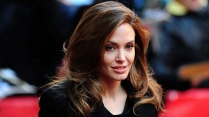 41-летняя Анджелина Джоли собирается усыновить седьмого ребенка после развода