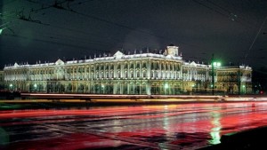 Эрмитаж подсветят красным светом к 100-летию Октябрьской революции