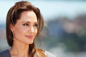 Анджелина Джоли стала звездой Guerlain