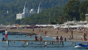 В 2016 году число туристов в Турции сократилось более чем на 30%