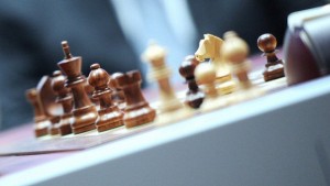 Костенюк сыграла вничью с Ни Шицень на ЧМ по шахматам