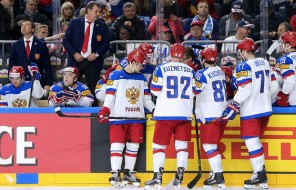 Знарок: удаления стали одной из причин поражения сборной России от канадцев на ЧМ