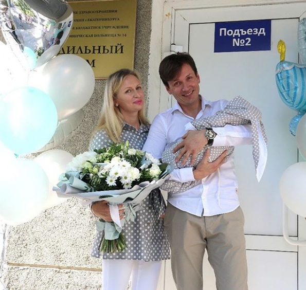 Звезда «Уральских пельменей» стал отцом в третий раз