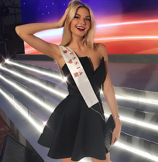 21-летняя Полина Попова вышла в финал конкурса