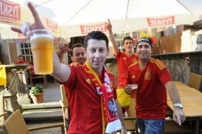 МВД РФ согласовало с ФИФА продажу пива в пластиковой таре на Кубке конфедераций