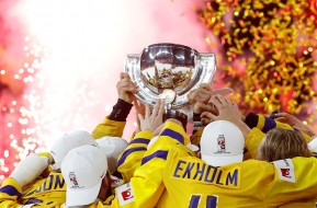 Хоккеисты сборной Швеции второй год подряд выиграли чемпионат мира